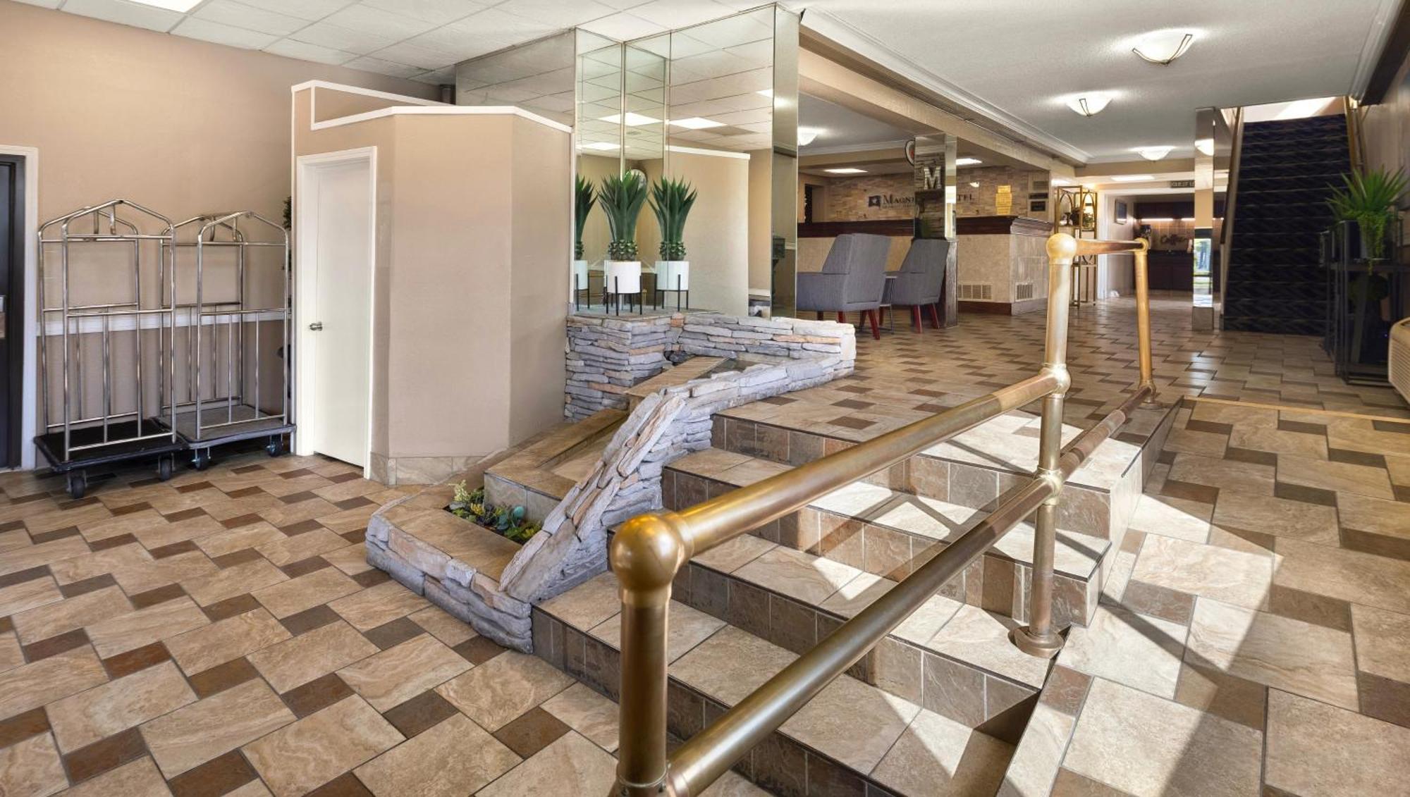 Magnuson Hotel Detroit Airport Romulus Bagian luar foto